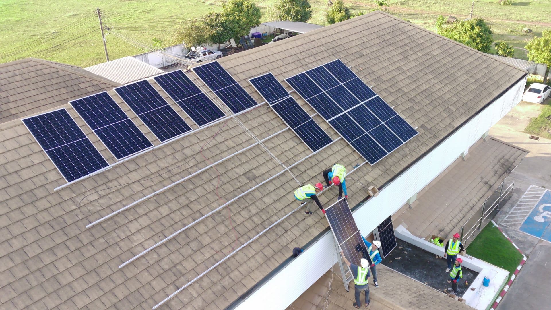 ติดตั้งระบบ Solar Rooftop รพ.สต. กุดโบสถ์